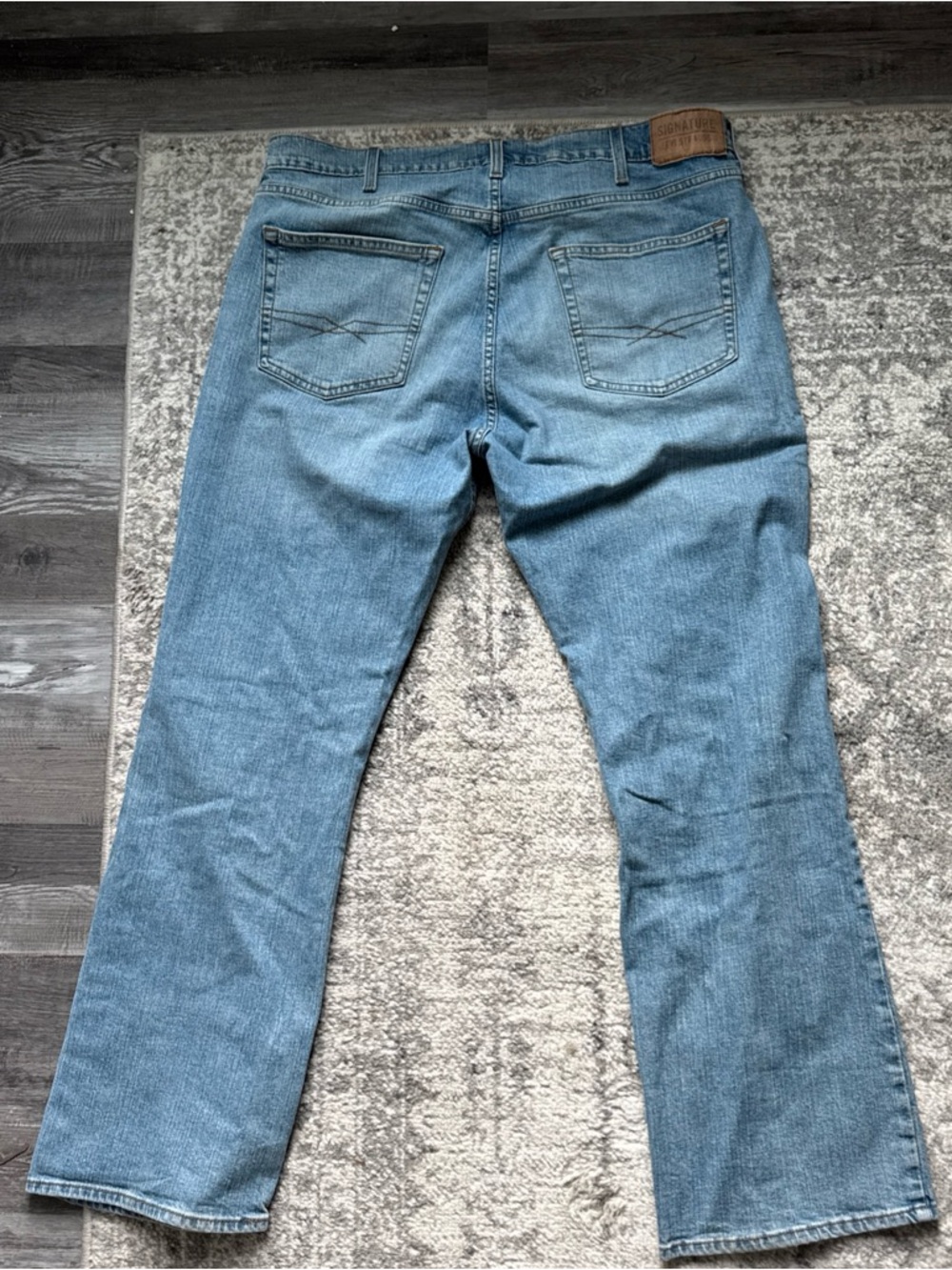 Signature Levi Strauss Bootcut Jeans Mens 38x30 Blue Denim Relaxed Fit